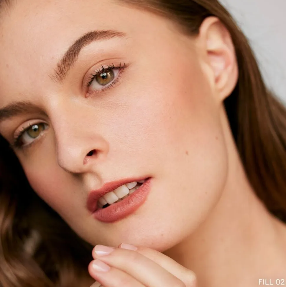 Brow Renew Enriched Eyebrow Shaping Gel