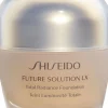 Future Solution LX Total Radiance Foundation