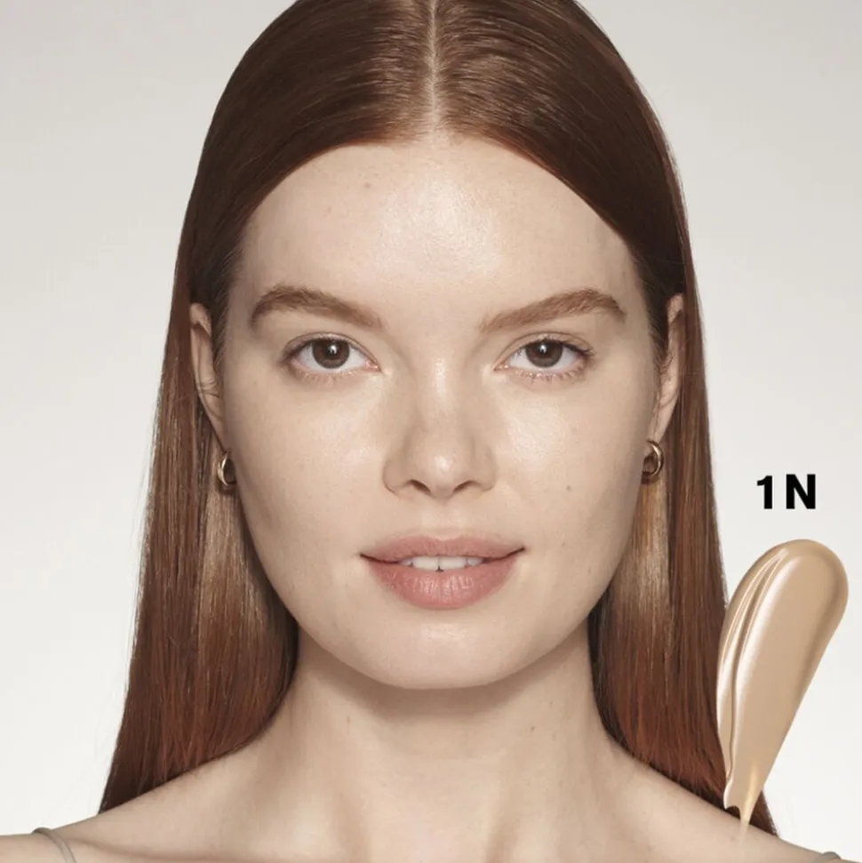 Futurist Soft Touch Brightening Skincare Concealer