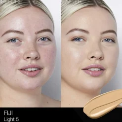 Light Reflecting Foundation