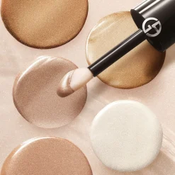 Luminous Silk Acqua Highlighter
