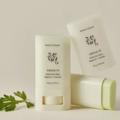 Matte Sun Stick : Mugwort + Camelia