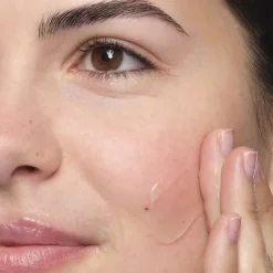 Natural Moisturizing Factors + Beta Glucan