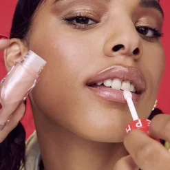Outrageous intense - 12 timers fugtgivende instant lip plumper