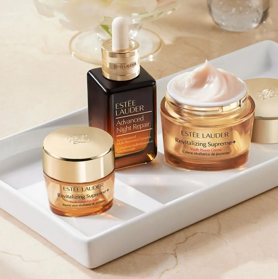 Revitalizing Supreme+ Youth Power Creme