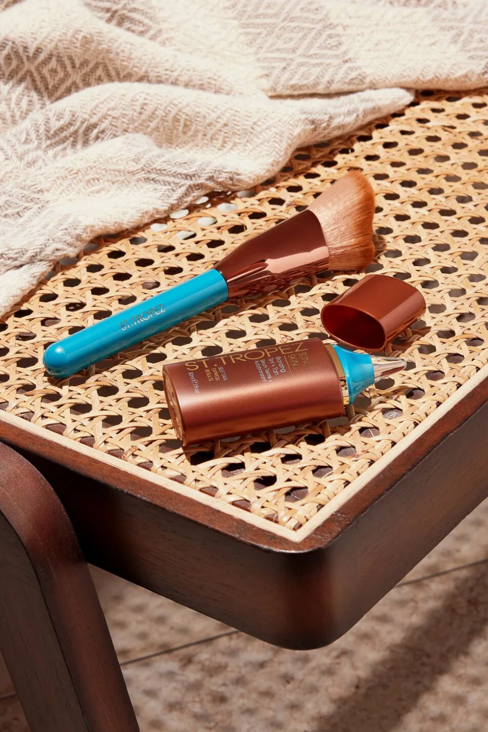 Tantour + Applicator Brush