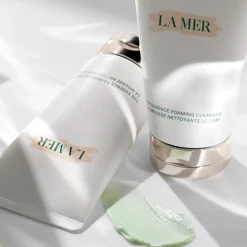 The Essence Foaming Cleanser Face Wash