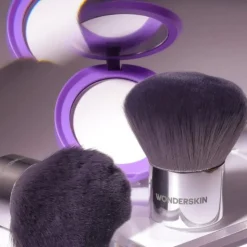 Wonderskin Kabuki Brush