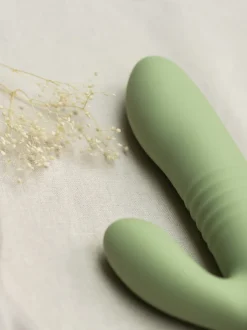 Yarrow Rabbit Vibrator